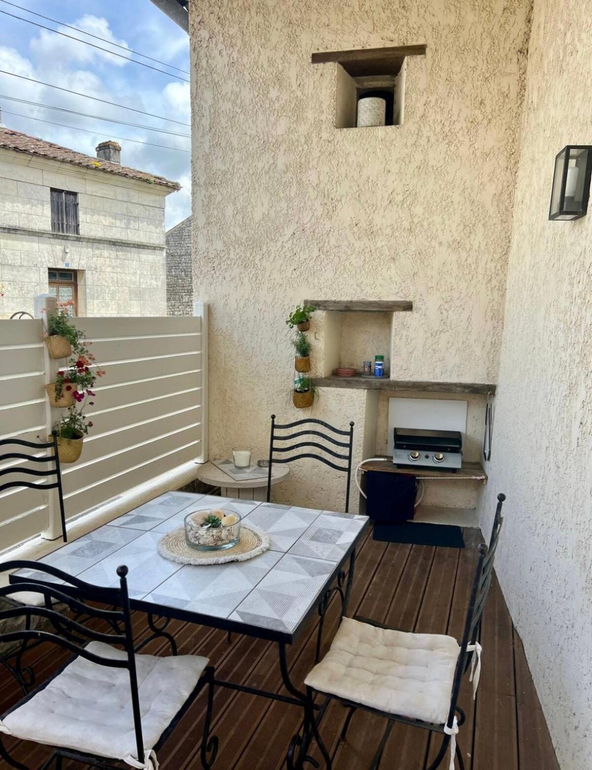 Maison Proche De L'Estuaire Brie-sous-Mortagne Extérieur photo