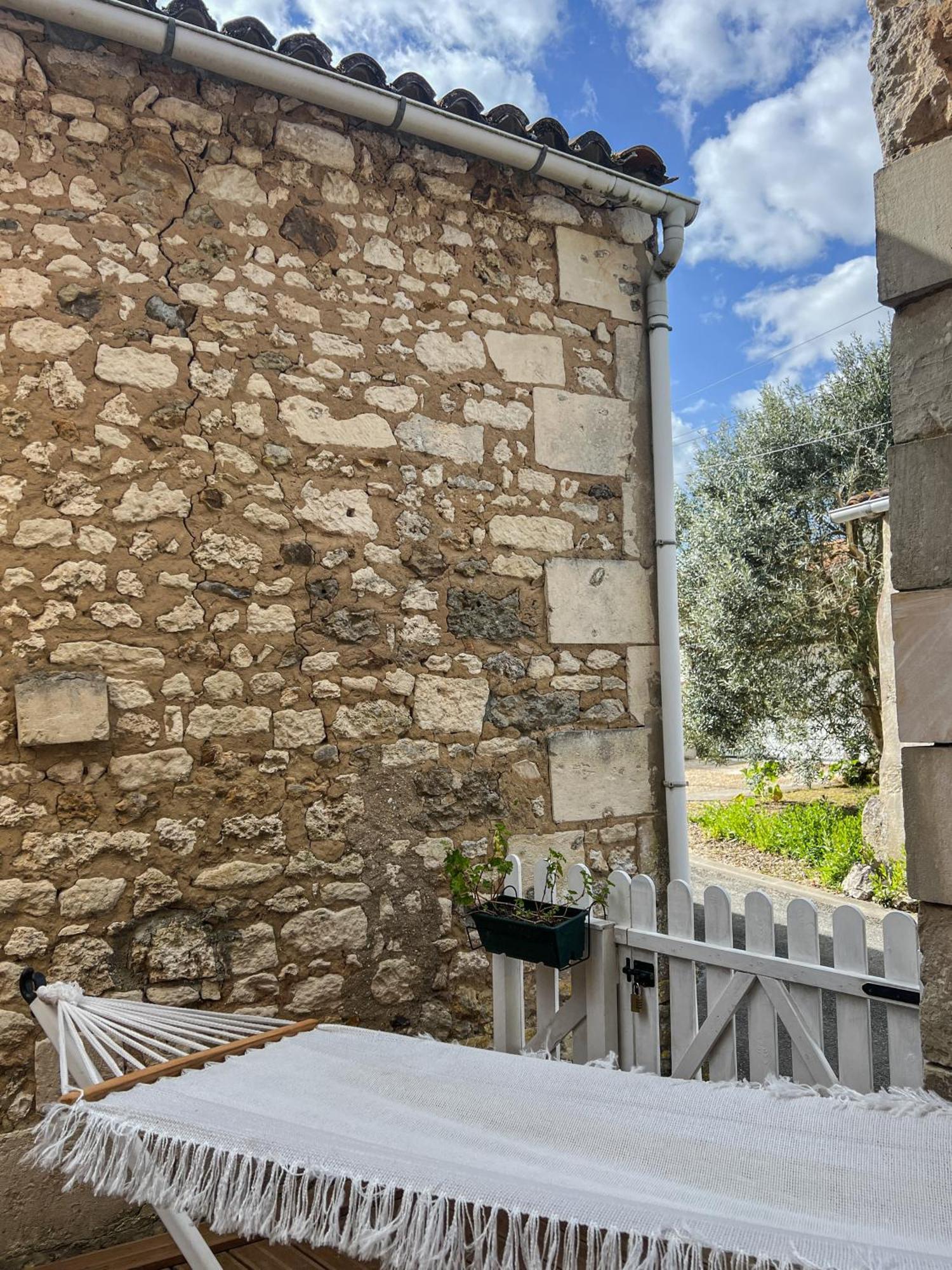 Maison Proche De L'Estuaire Brie-sous-Mortagne Extérieur photo
